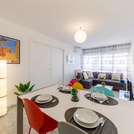 Apartment La Perle Grand 2p Terrasse Centre Proche Plages Clim *