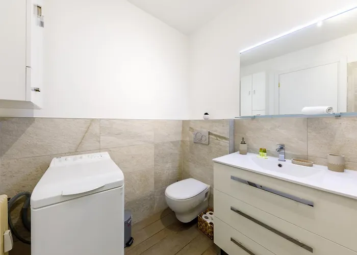 Menton City - Proche Plage Et Jardin Bioves - Fv 公寓 *