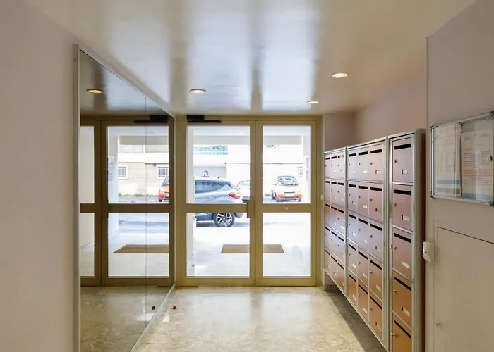 Menton City - Proche Plage Et Jardin Bioves - Fv *