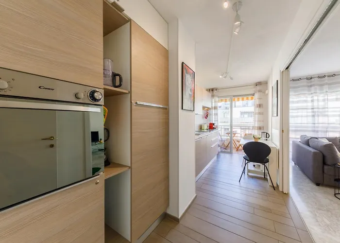 Menton City - Proche Plage Et Jardin Bioves - Fv 芒通