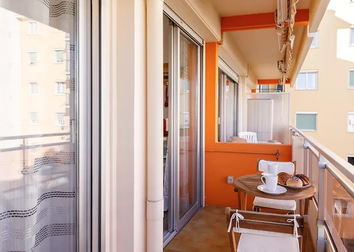 公寓 Menton City - Proche Plage Et Jardin Bioves - Fv *