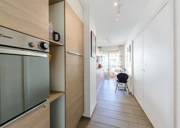 公寓 Menton City - Proche Plage Et Jardin Bioves - Fv