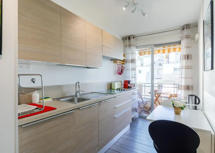 Menton City - Proche Plage Et Jardin Bioves - Fv 公寓 *