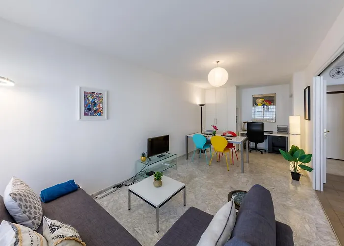 Menton City - Proche Plage Et Jardin Bioves - Fv *