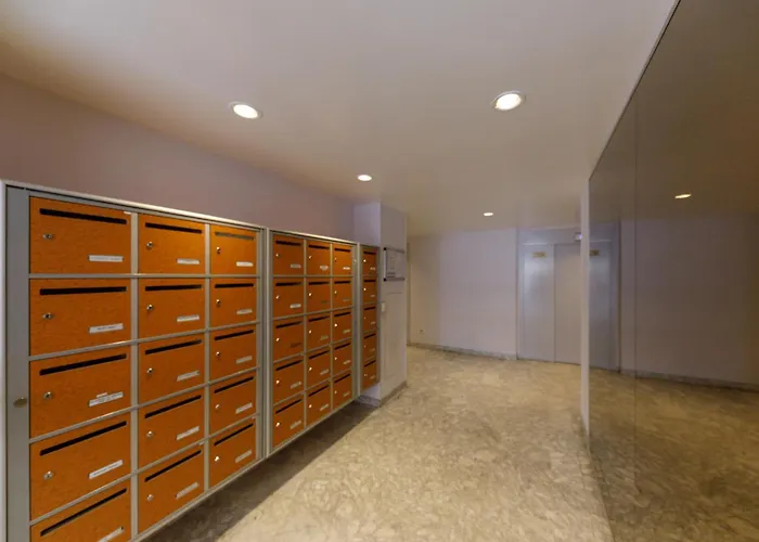 公寓 Menton City - Proche Plage Et Jardin Bioves - Fv